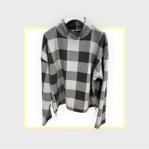 BB Dakota Cozy Pullover - Large